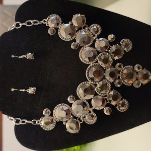 Necklace/Earring set